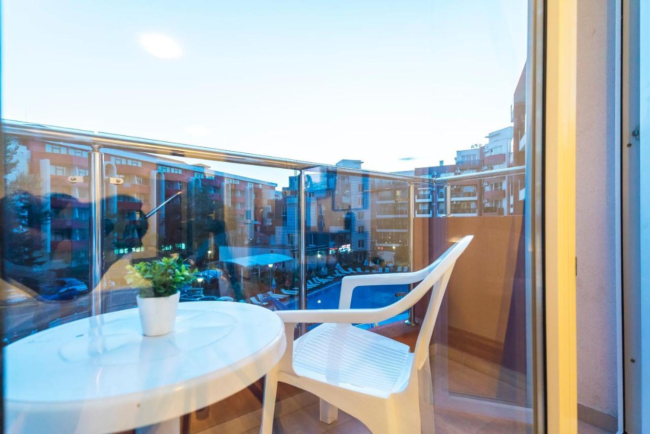 Apartments In Hotel Admiral Plaza 阳光海滩 外观 照片